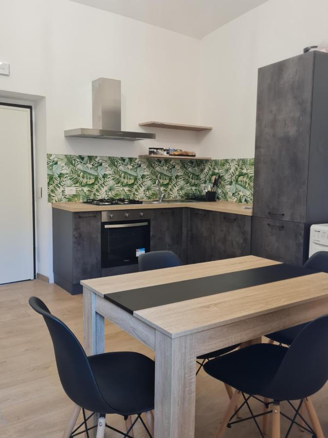 Apartamento Dimora Degli Angeli LʼAquila Exterior foto